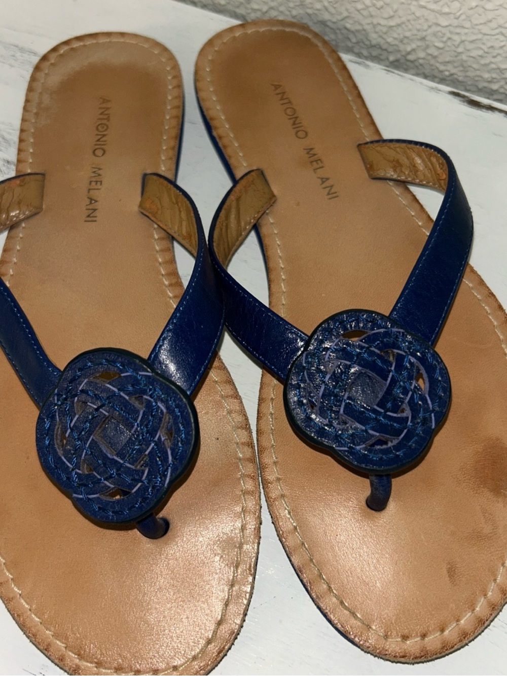 ANTONIO MELANI Navy Blue Leather Floral Medallion Thong Sandals